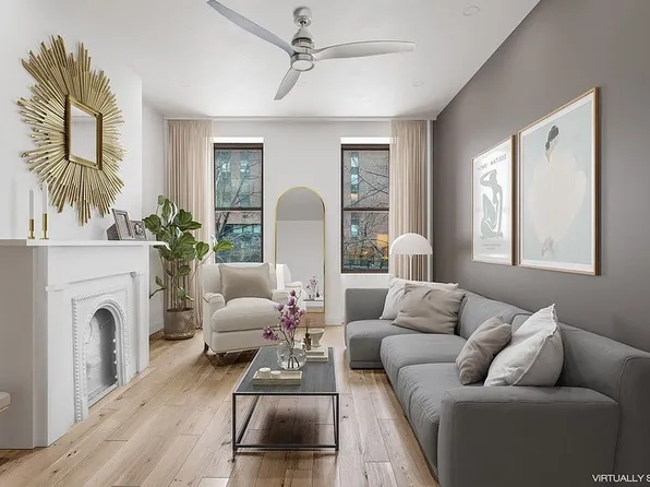 208 E 90th St APT 2W, New York, NY 10128