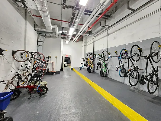 Rented by Astoria Realty | media 40