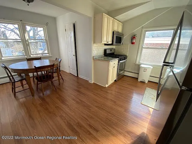 2 bed, $1,800 — Photo 2