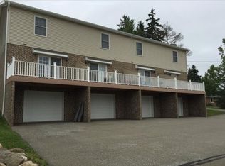 2926 Lena Ct, Erie, PA 16506