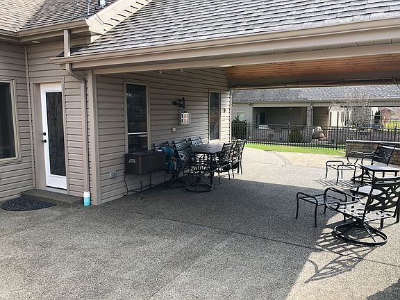 5th image of 616 Westminster Dr