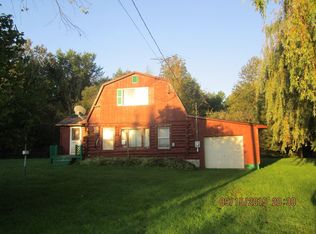 9460 N H #42, Curtis, MI 49820