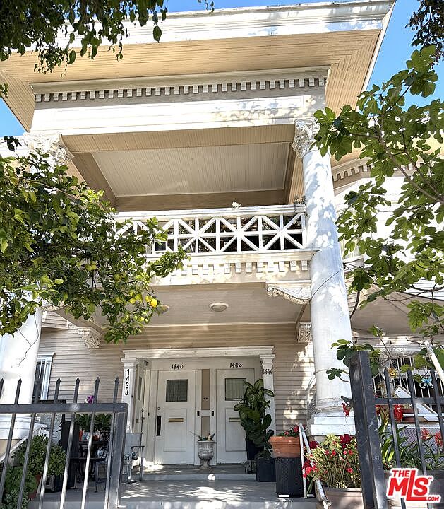 1st image of 1438 Magnolia Ave