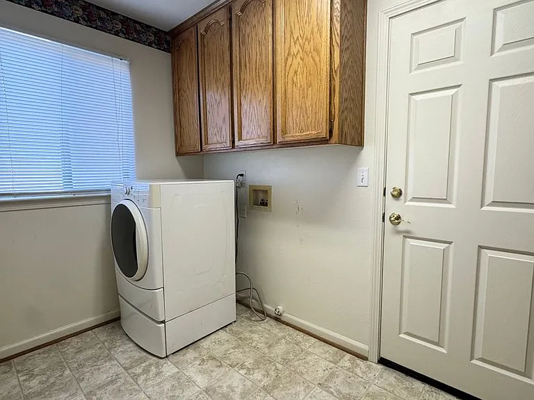 4424 Heather Ridge Ln — Photo 9