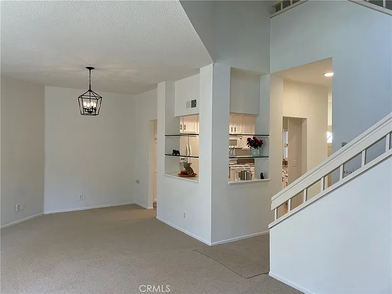 253 Chesterfield #145 — Photo 16