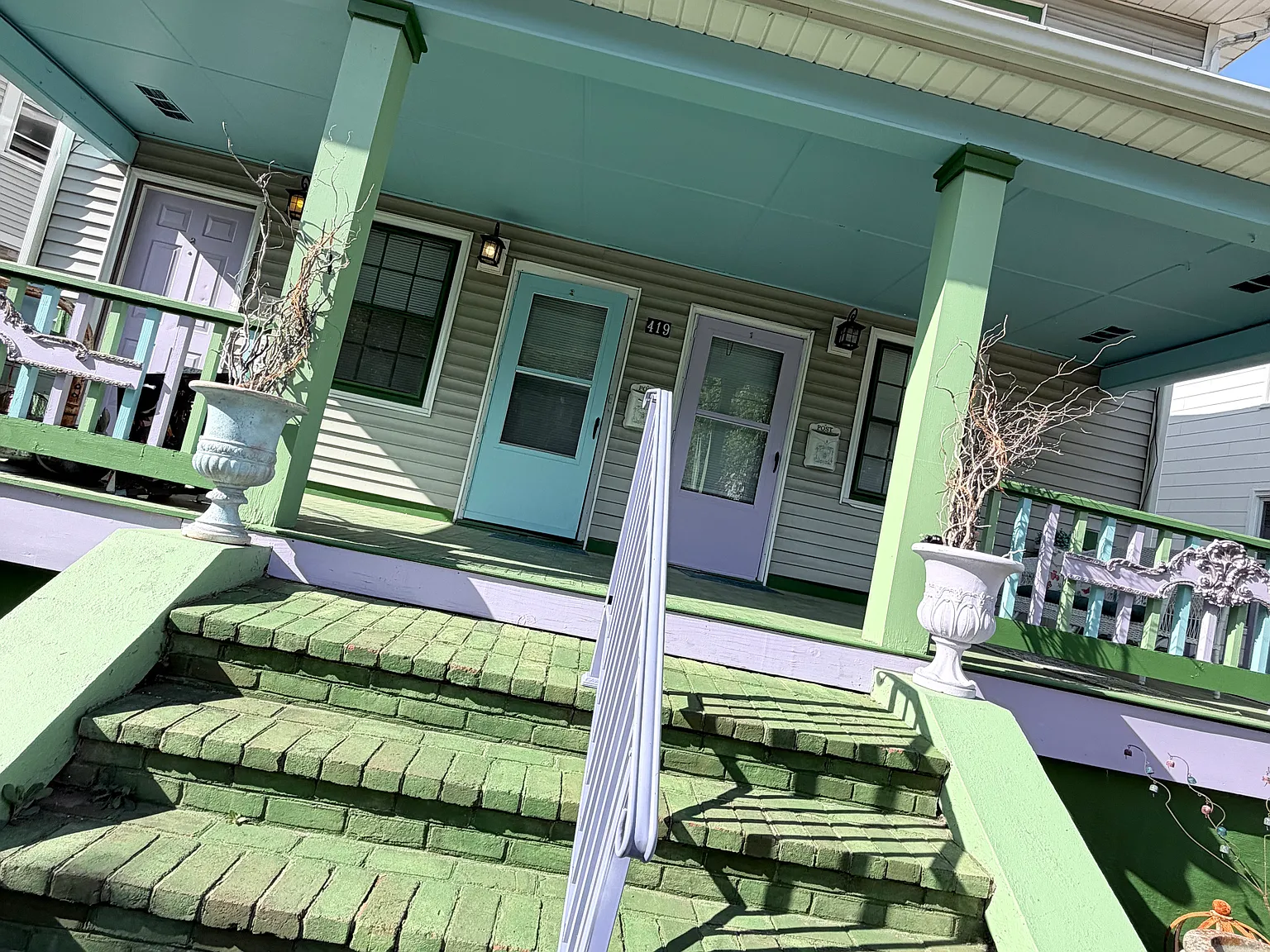 1 bed, 700 sqft, $1,200 — Photo 2