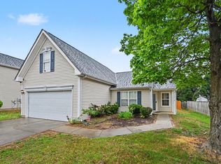 1016 Penncross Dr, Raleigh, NC 27610