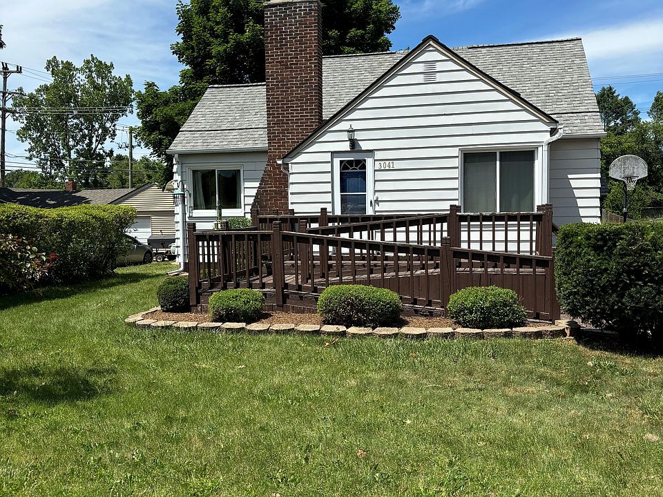 1st image of 3041 Waukegan St