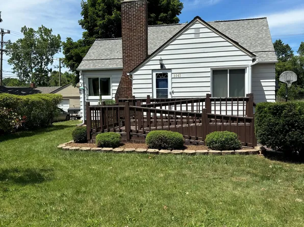 3041 Waukegan St, Auburn Hills, MI 48326