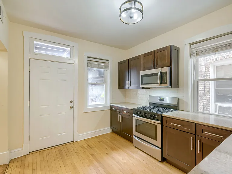 5849 N Maplewood Ave #1 — Photo 11