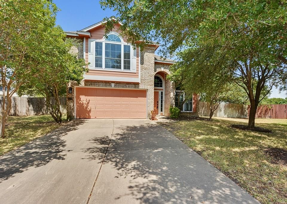 1st image of 15720 Ecorio Dr