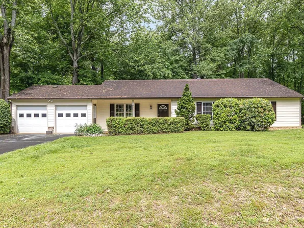 7378 Hilly Ln, Warrenton, VA 20187