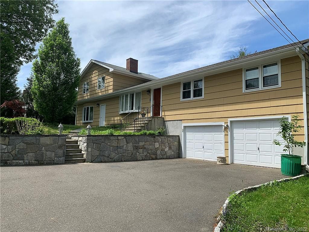 55 Bonita Ave, Trumbull, CT 06611 Zillow