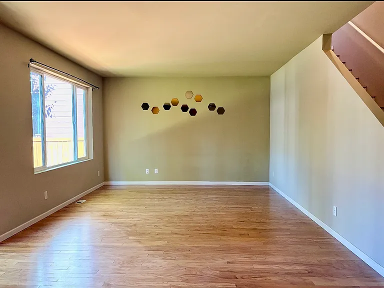 1603 W Smith Ct — Photo 4