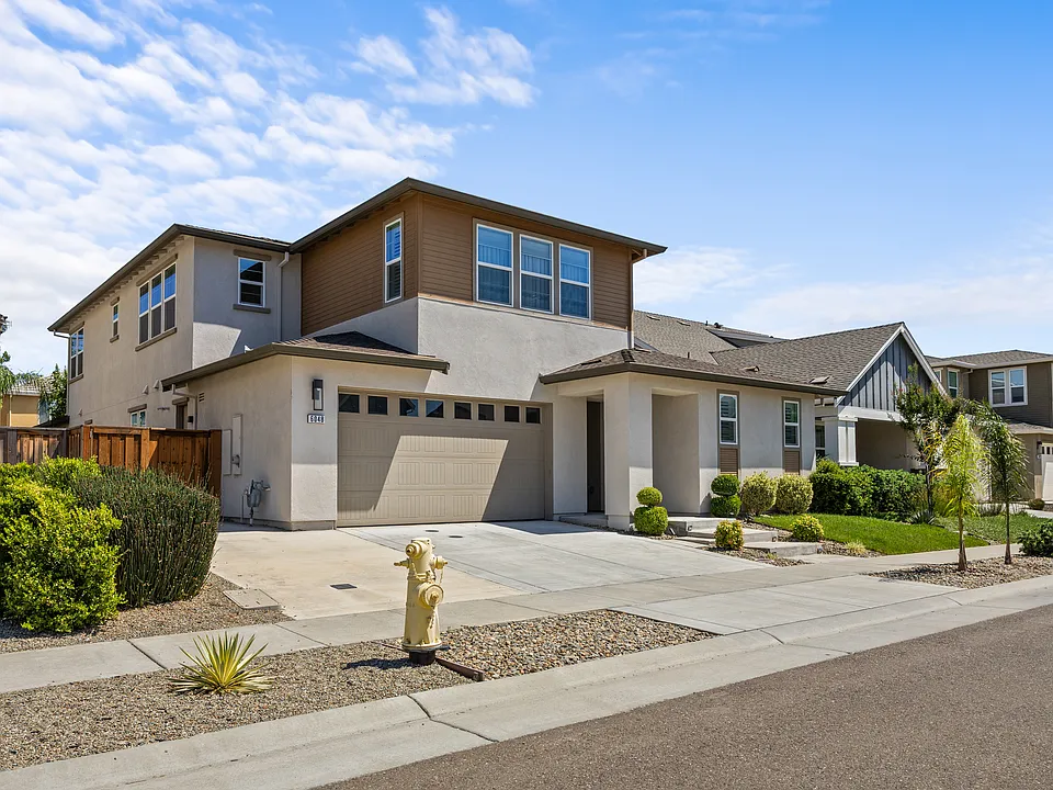 6048 Danwood Dr