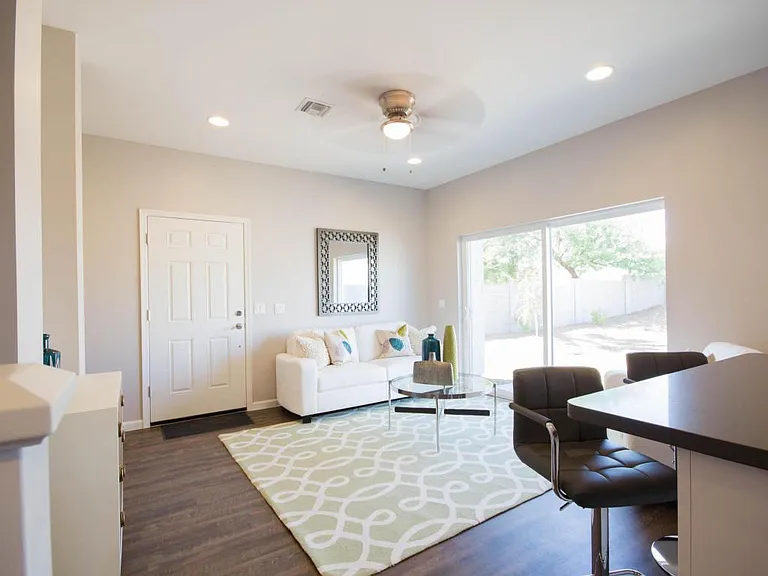 1728 E Ocotillo Rd — Photo 18