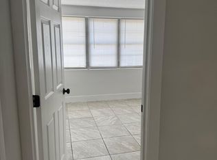 212 Dennis Ave, Winter Haven, FL 33880