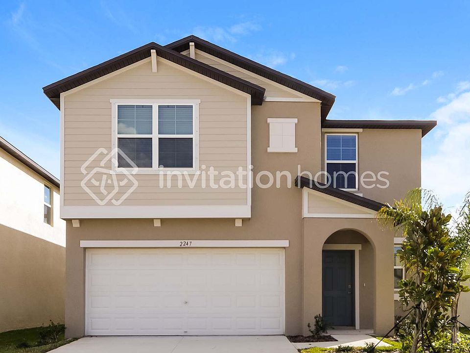 1st image of 2247 Treesdale Ave