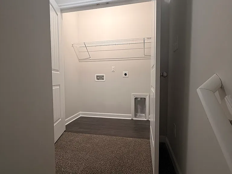 2025 Folkstone Woods Ln — Photo 16