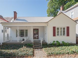 415 4th St, Marietta, OH 45750