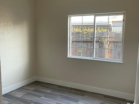 3rd image of 2750 Gonzaga St