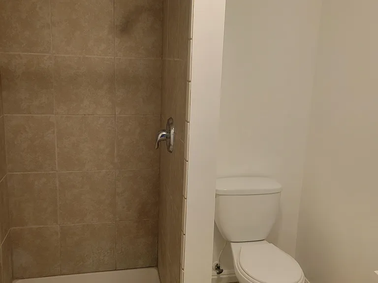 114 N 360 W — Photo 10