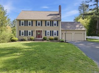 30 Princess Pine Cir, Taunton, MA 02780