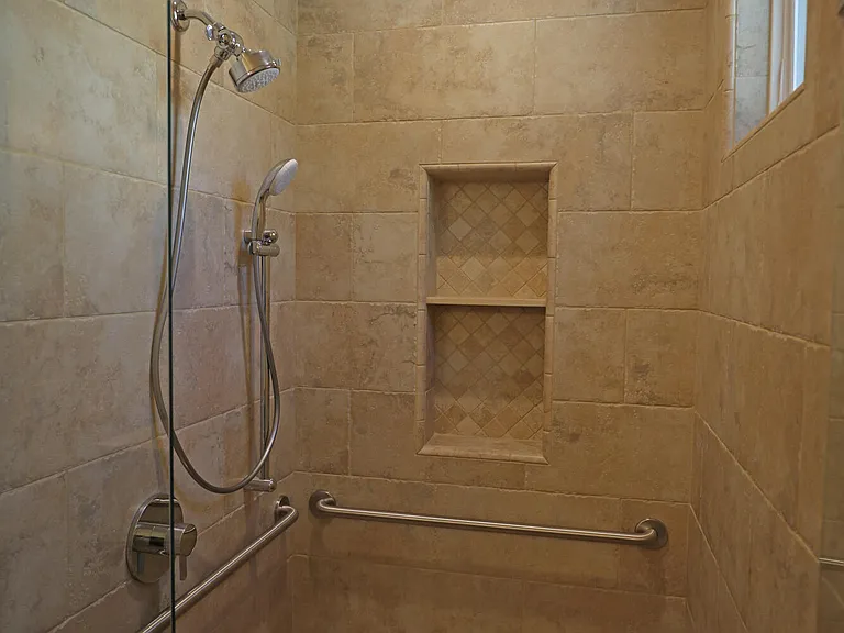 1005 N Milpas St #A — Photo 11