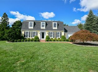 49 Green Hill Rd, Bethany, CT 06524