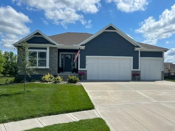 2212 Greenfield Ct, Kearney, MO 64060