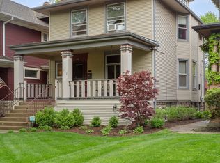 318 N Ridgeland Ave, Oak Park, IL 60302