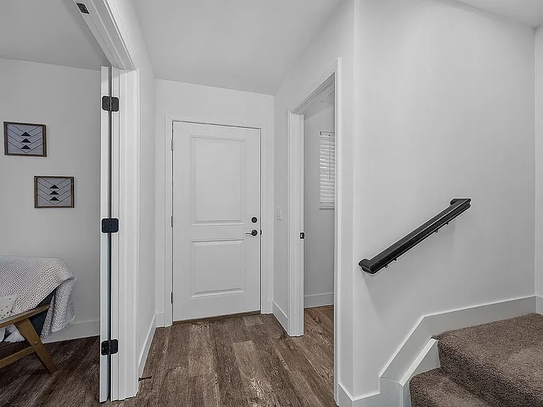 Ivy Hills Living Spaces — Photo 139