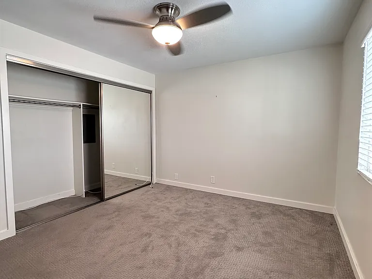 Park Place Apartments — Photo 23