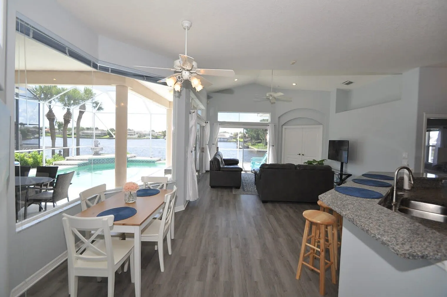 4 bed, 3.0 bath, 2798 sqft, $6,299 — Photo 3