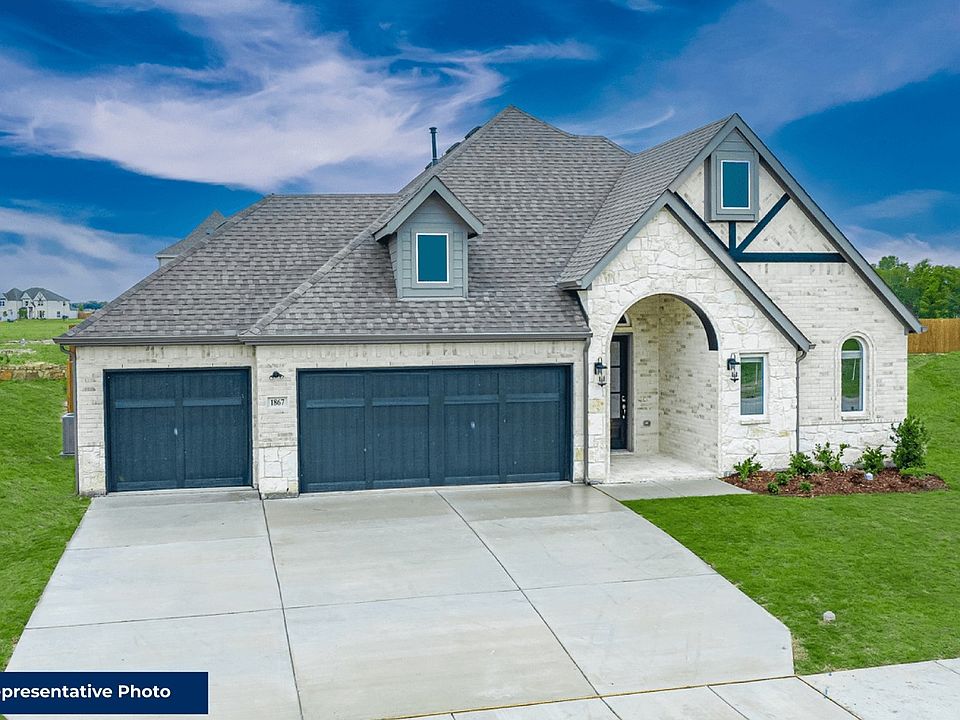 1st image of 6235 Lake Brook Dr