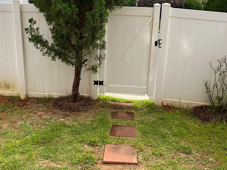 9529 Longstone Ln — Photo 22