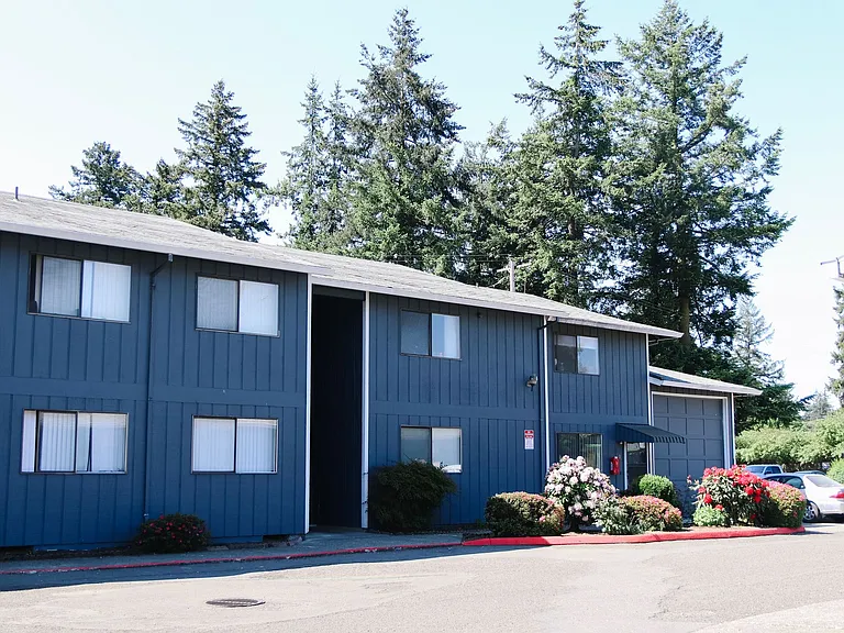 12550 SE Powell Blvd — Photo 34