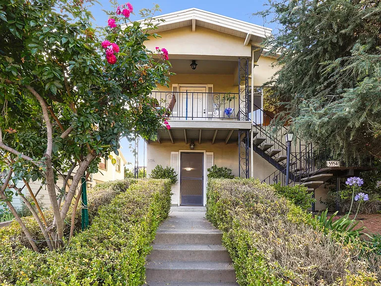 5554 Taft Ave — Photo 2