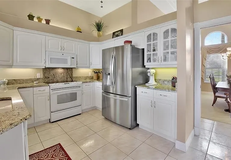 384 Caddie Dr — Photo 14