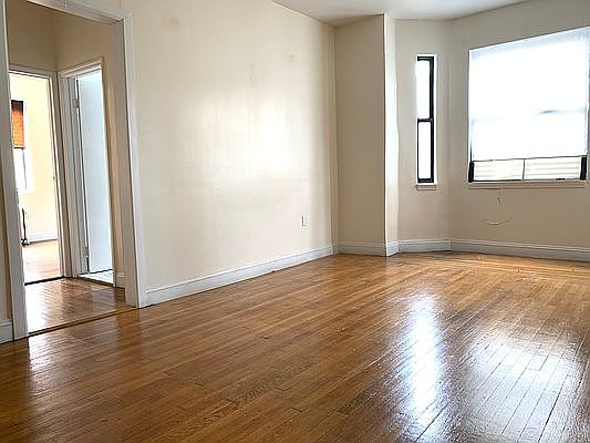 3rd image of 725 W 172nd St APT 43