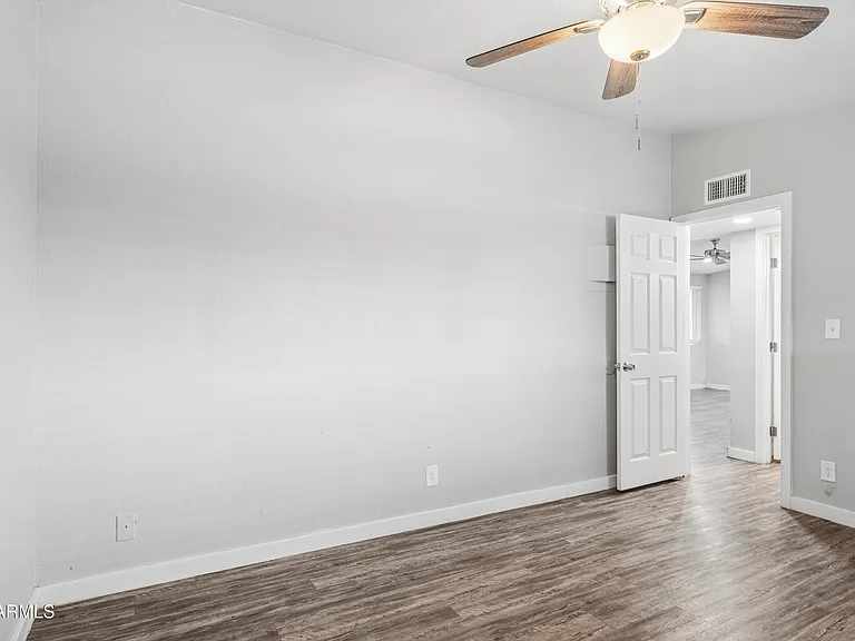 449 N Williams #A — Photo 23