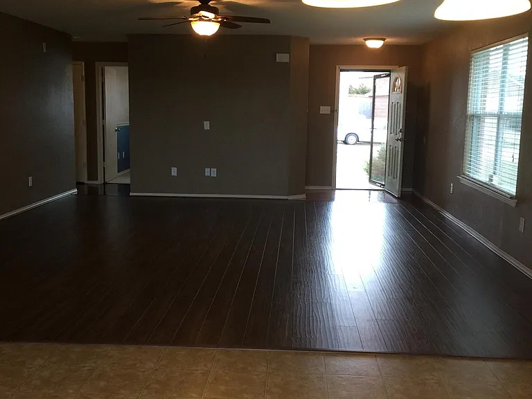 8121 Macgregor Dr — Photo 11