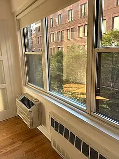 14 Horatio Street — Photo 4