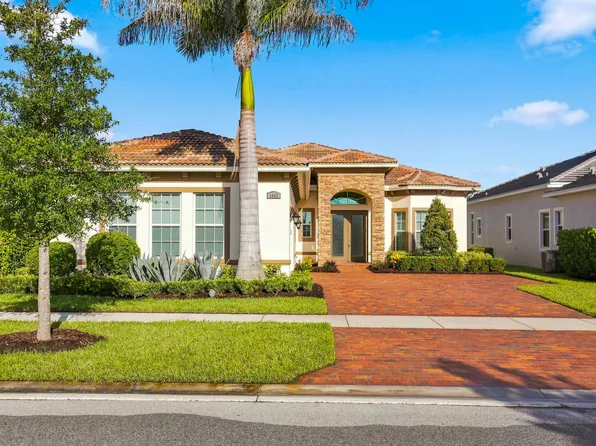 8632 SW Felicita Way, Port St Lucie, FL 34987