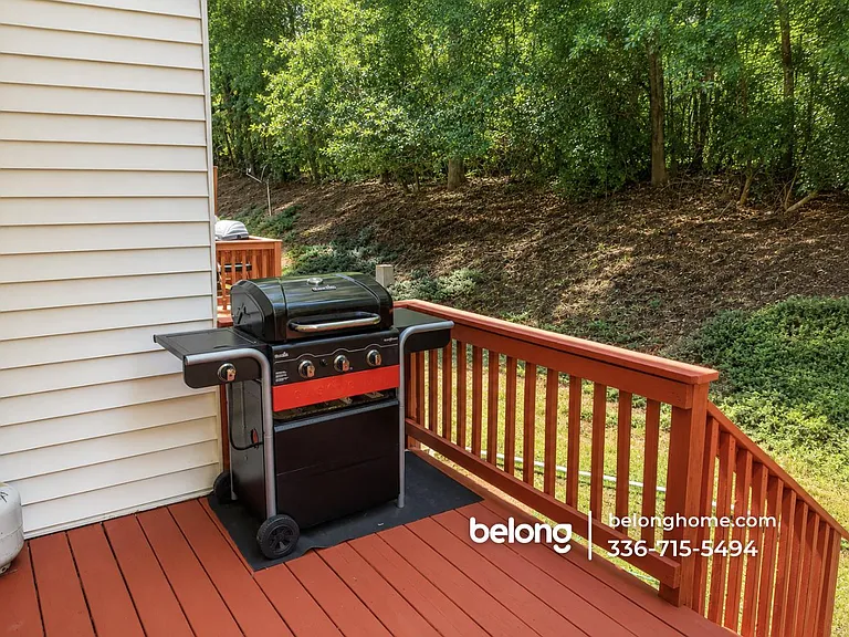 2210 Trailwood Valley Cir — Photo 2