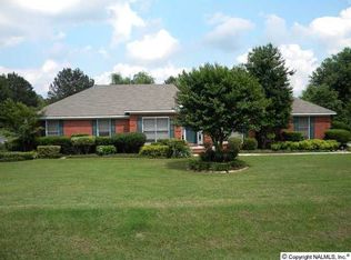 101 Riverchase Rd, New Market, AL 35761