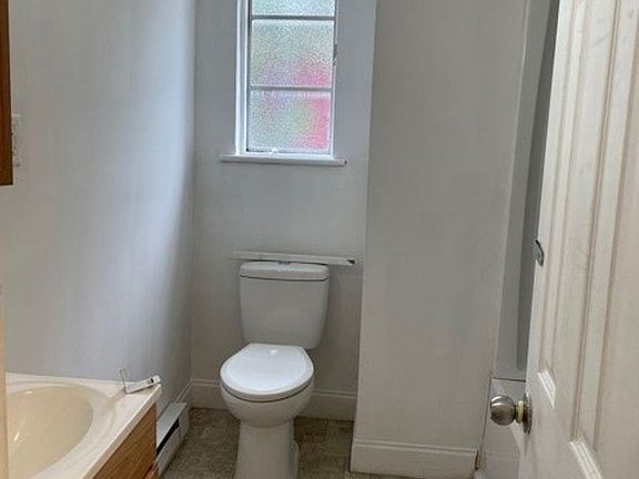 4th image of 2130 N 6th St APT 5