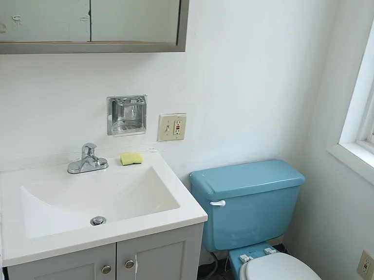 292 S Franklin St #29 — Photo 13