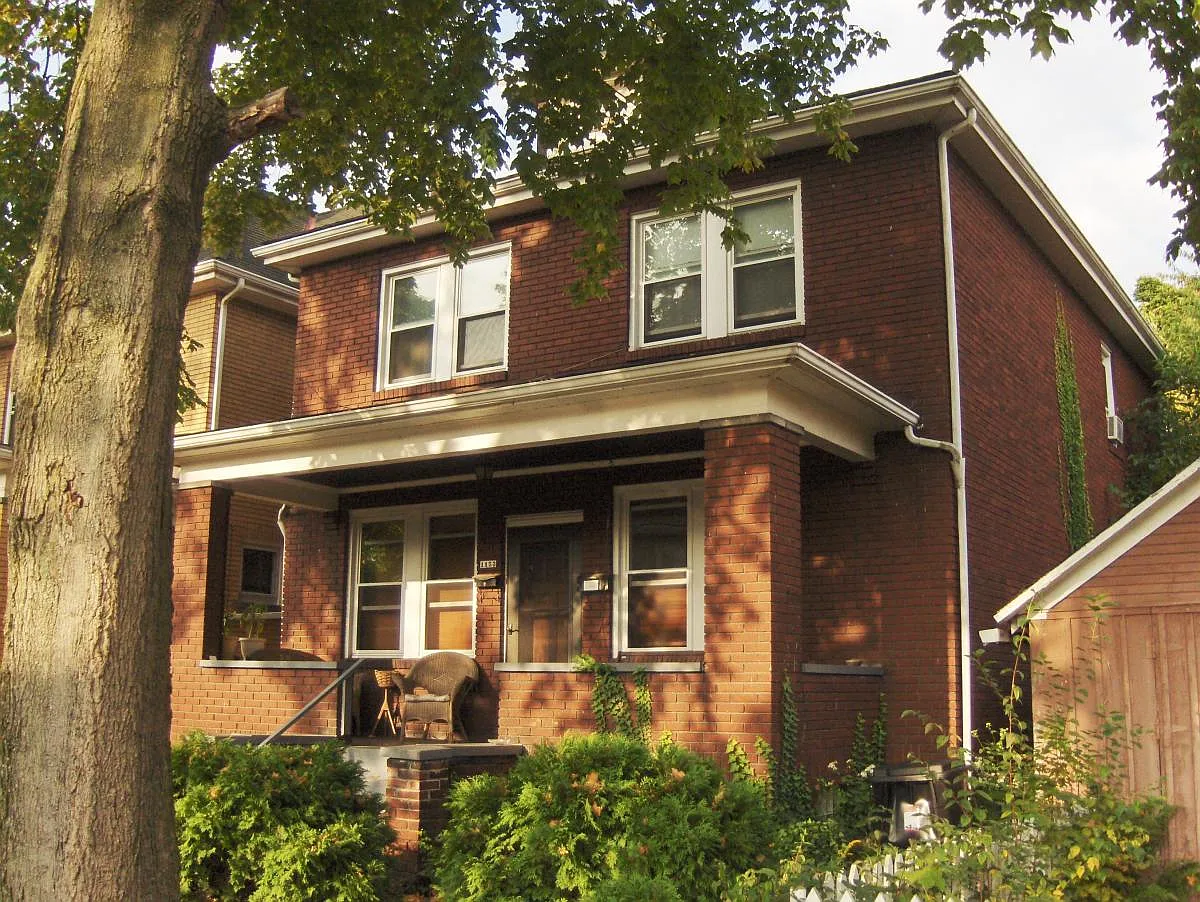 1153 Maplewood Ave #2 photo 1