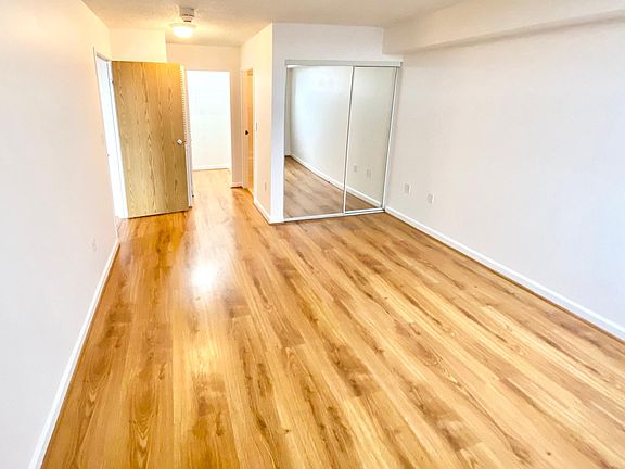 4th image of 1301 N Speer Blvd #903